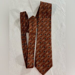 Giorgio  Armani VTG Elegant Brown Geometric Pattern Men’s Silk  Neck Tie